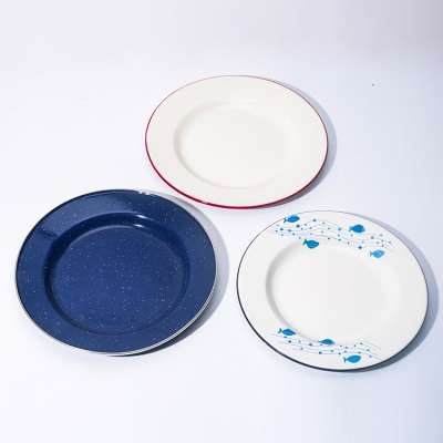 enamelled dish/Place staple food, bread, steak/be appropriate for.party.supper